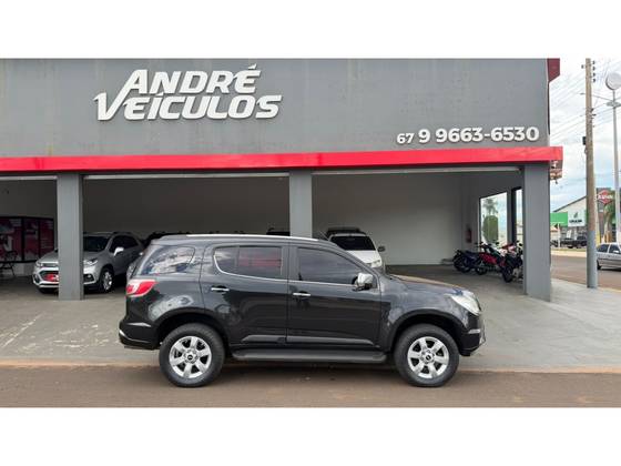 CHEVROLET TRAILBLAZER 2.8 LTZ 4X4 16V TURBO DIESEL 4P AUTOMÁTICO CHEVROLET TRAILBLAZER 2.8 LTZ 4X4 16V TURBO DIESEL 4P AUTOMÁTICO